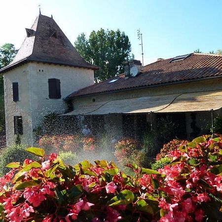 Hotel Moulin Rouhaud Montboyer Exterior foto